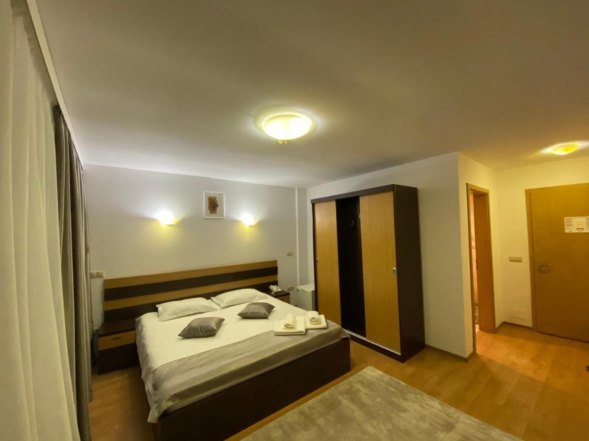 Pensiunea Andra Timişoara Extérieur photo